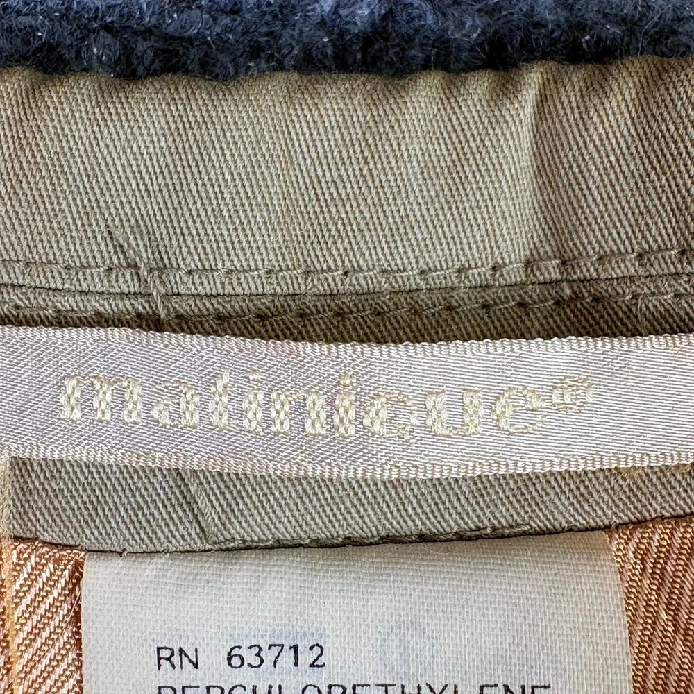 Matinique cuffs full flap